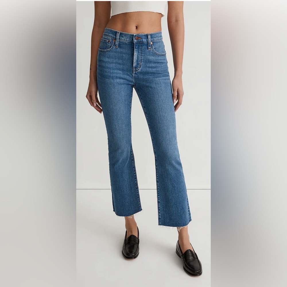Madewell Petite Kick Out Crop Jeans